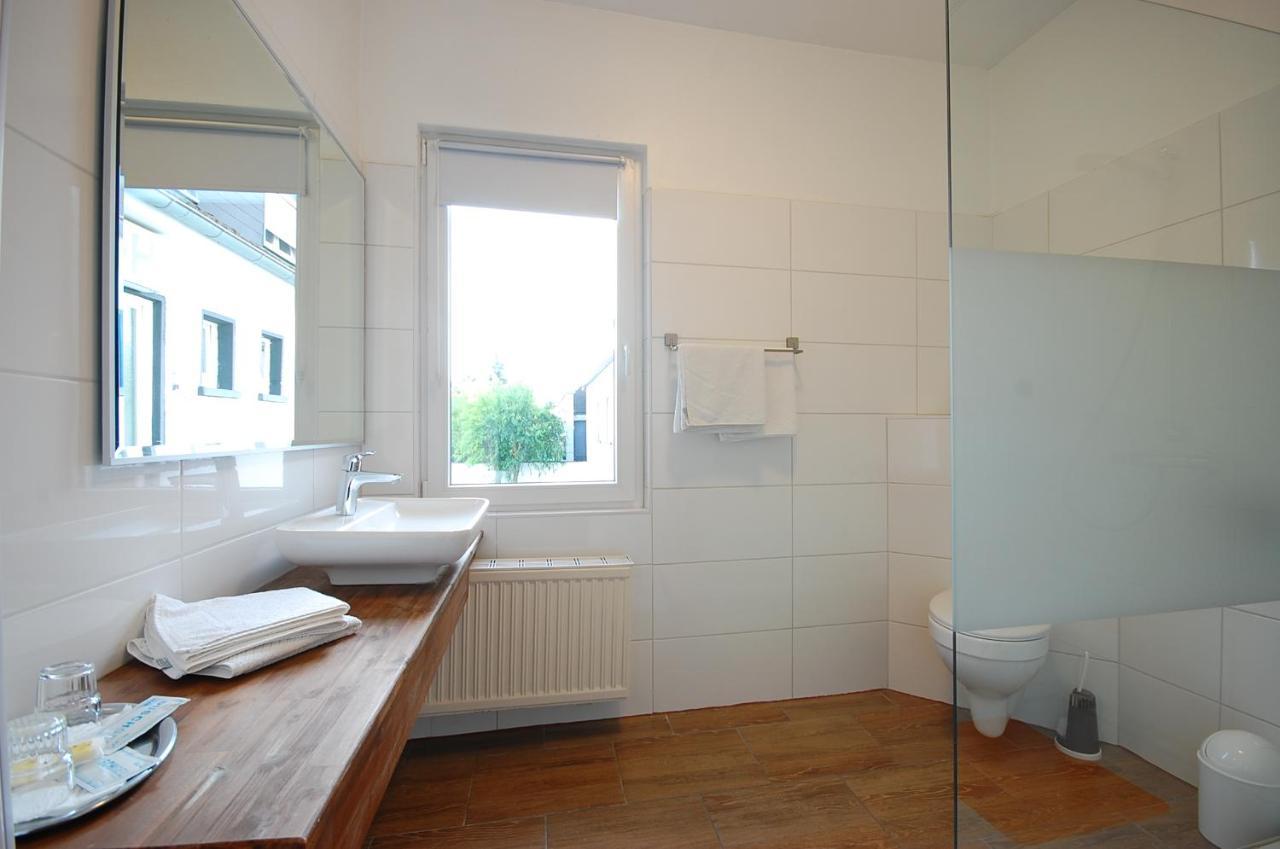 Hotel Haus Isenburg ノイ・イーゼンブルク エクステリア 写真