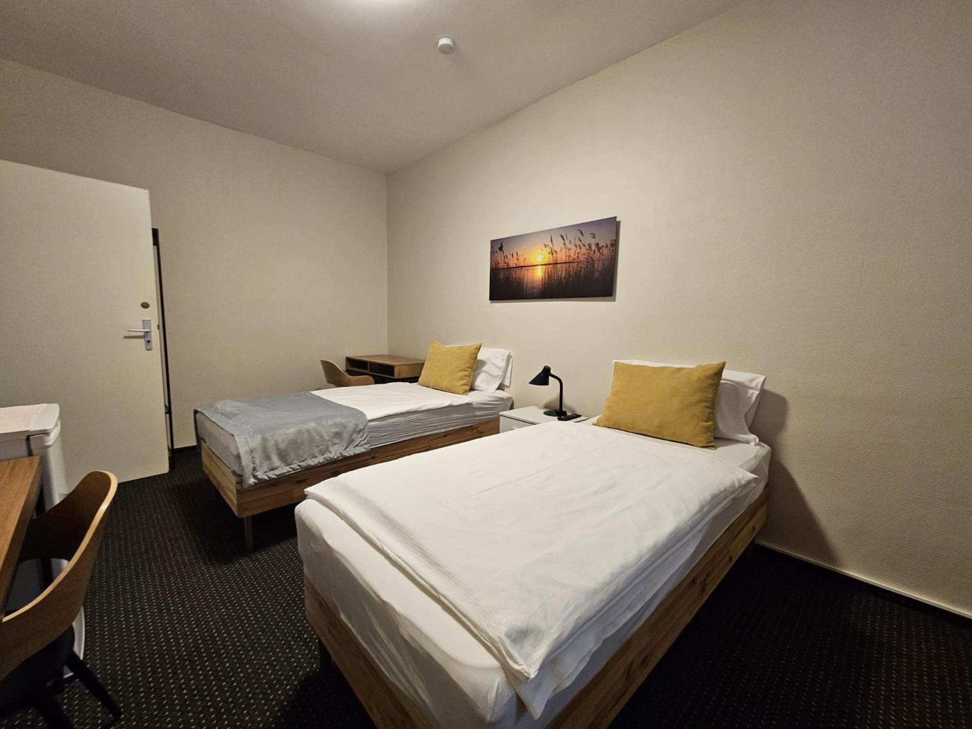 Hotel Haus Isenburg ノイ・イーゼンブルク エクステリア 写真